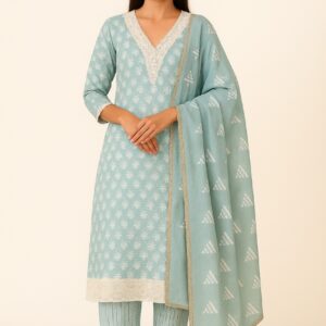 Printed cotton suit with Lace