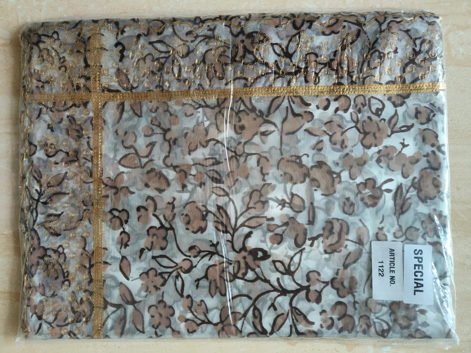 Elegant Dining Table Cover - Image 2